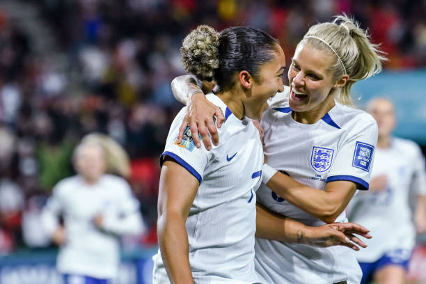 向世界展示 向世界展示