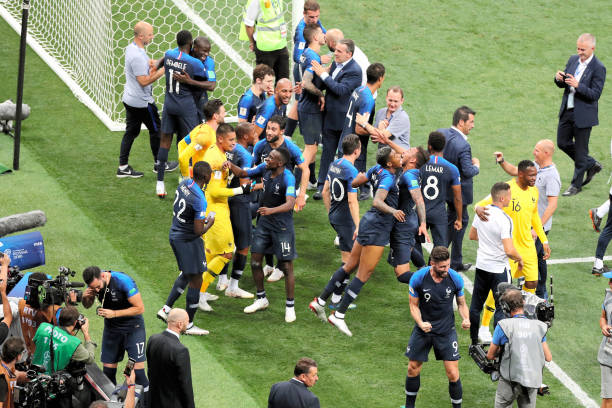 并没有刻意 并没有刻意